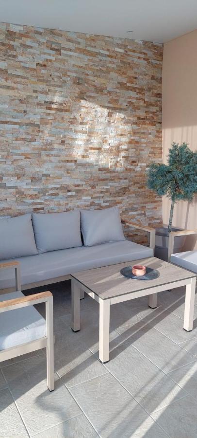 Athena Apartments Vitaládesz Kültér fotó